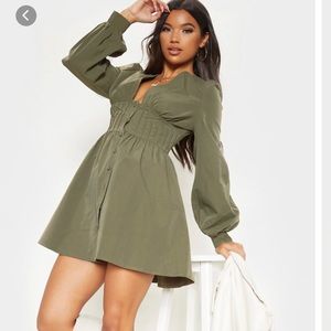 PrettyLittleThing puffed sleeve skater dress